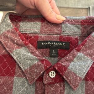 Banana Republic Red and Gray Plaid Men's Shirt